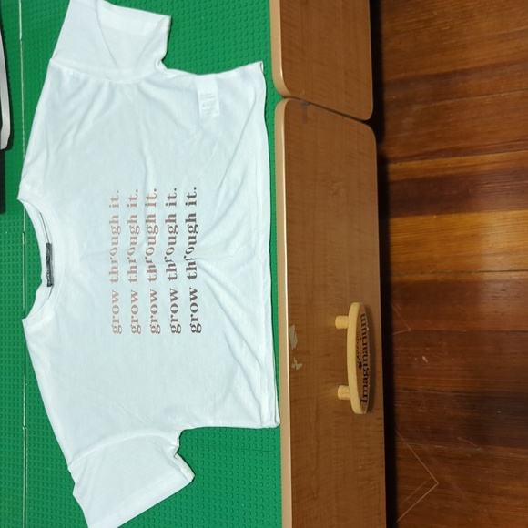 BUNDLE 4 NWTs/ NWOTs Women's crop tops and regular tops for summer, ALL Size S - Picture 2 of 13